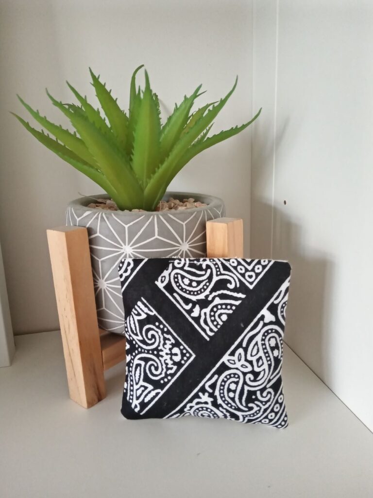 Lavender Sachet - Stunning Monochrome Geometric Cotton Fabric